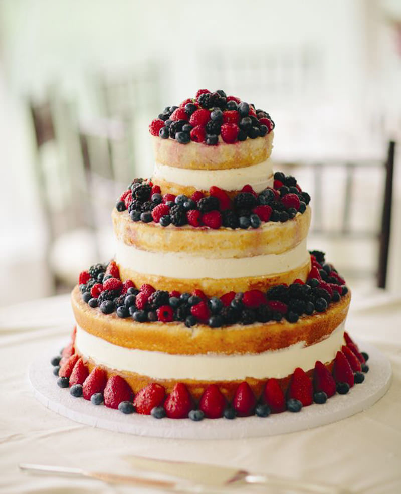 64 naked cake