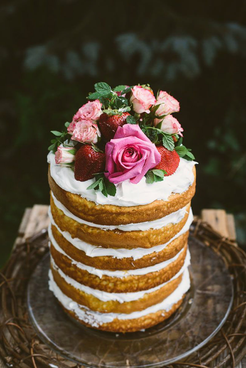 82 naked cake