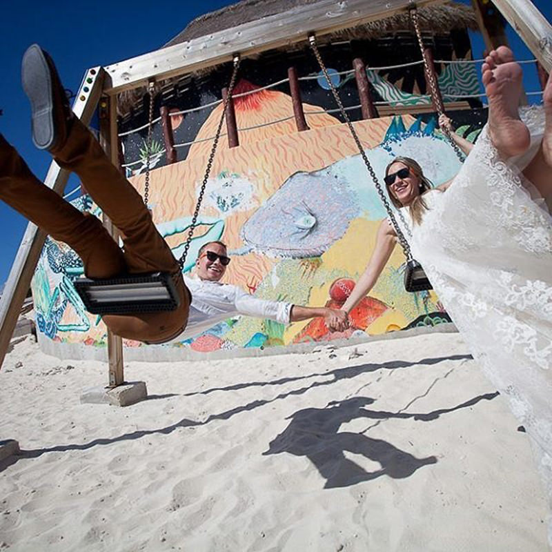 parquinho-casal-ensaio-trash-the-dress