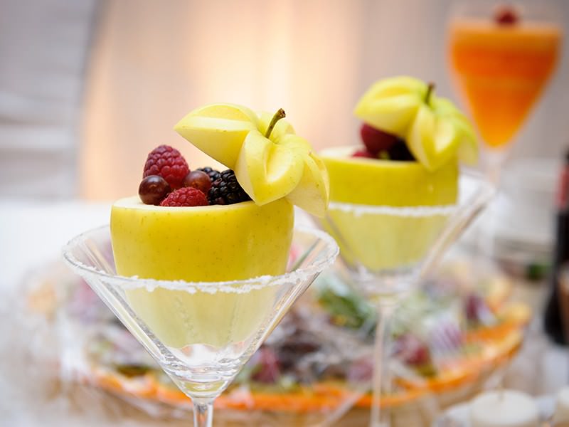 frutas-na-sobremesa-do-casamento-festa-de-noivado-cha-bar
