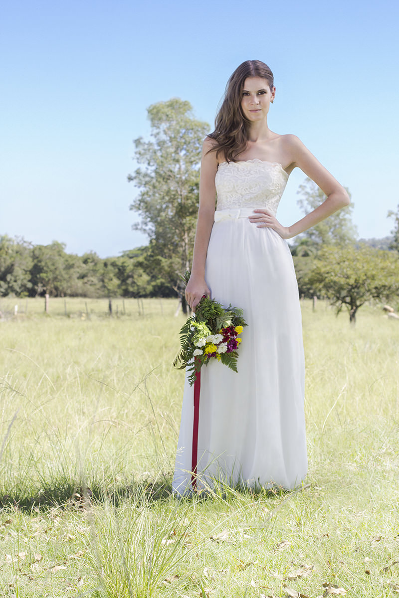 vestidos-de-noiva-simples-para-casamento-no-campo-23