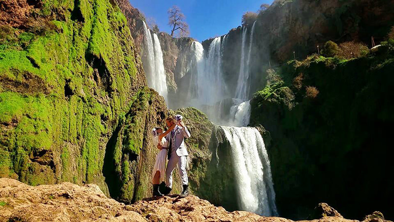 Noivos-se-casam-38-vezes-em-12-países-diferentes-marrocos-10