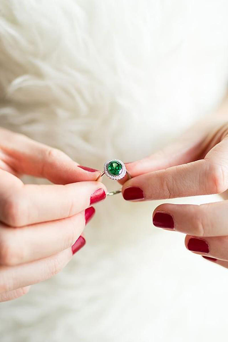 anel-de-noivado-esmeralda-casamento-greenery