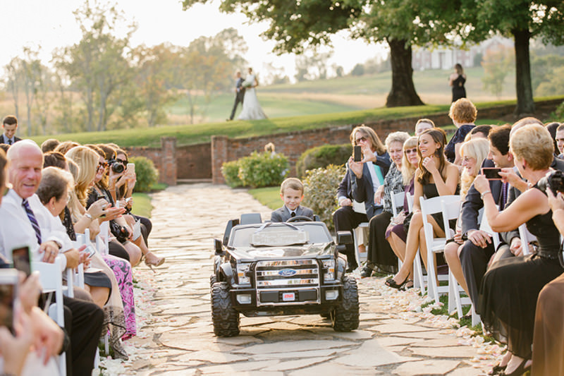 casamento-na-fazenda-dama-de-honra-pajem 