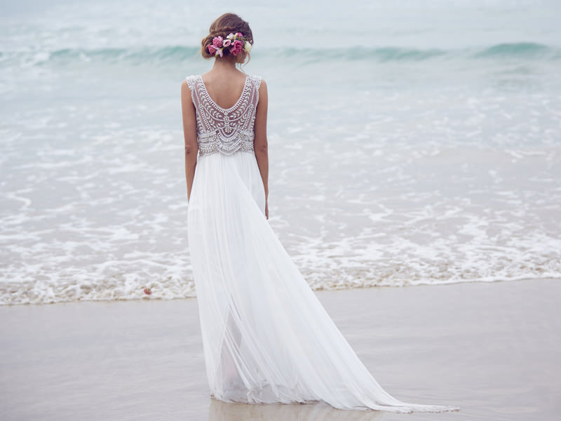 04-vestido-de-noiva-bordado-para-casamento-praia