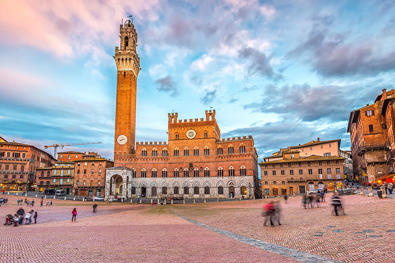 siena-toscana-praca-del-campo-lugar-romantico-para-viajar-na-toscana