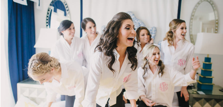 sempre-por-perto-6-maneiras-das-madrinhas-de-casamento-ajudarem-a-noiva-a-ficar-mais-calma-capa