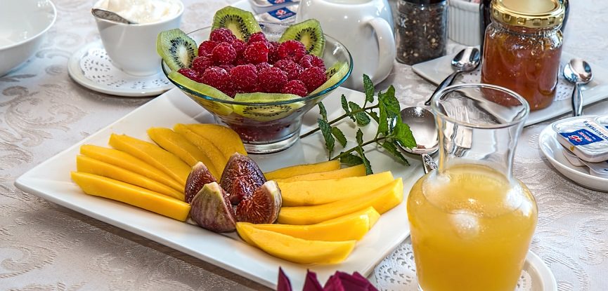alimentacao-balanceada-para-manter-a-forma-antes-do-casamento-regime-da-noiva-capa