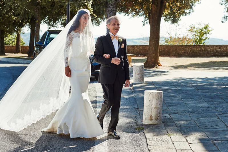 casando-de-mercedes-benz-casamento-com-carro-de-luxo-11