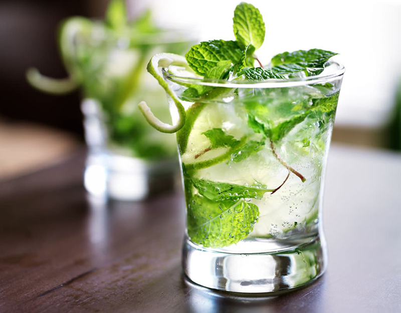 mojito-refrescante-para-cha-bar