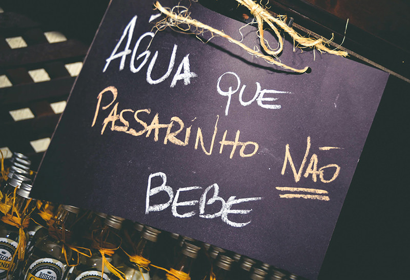 placa-para-decoracao-cha-bar-boteco-agua-que-passarinho-nao-bebe