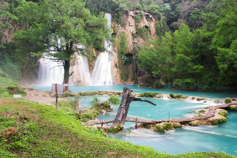 02-cascada-de-minas-viejas-mexico