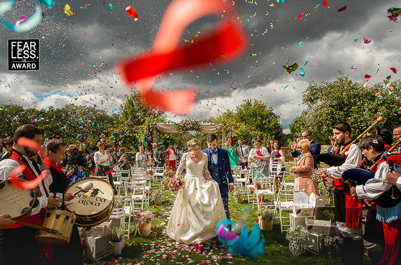 casamento-com-chuva-de-confete