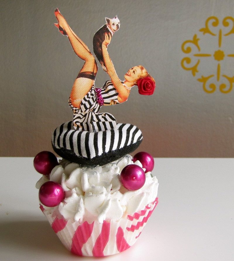 cha-de-lingerie-pin-up-cup-cake