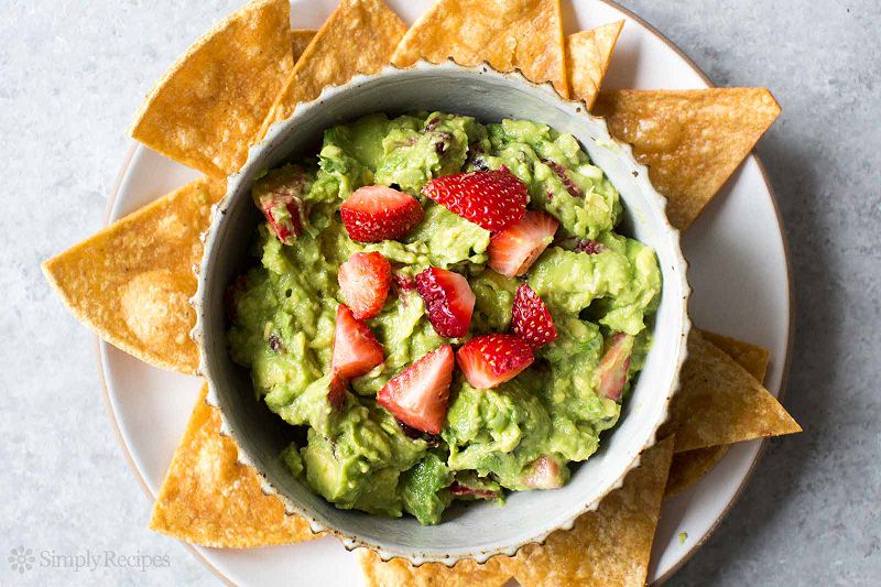 cha-de-lingerie-pin-up-guacamole-com-morangos