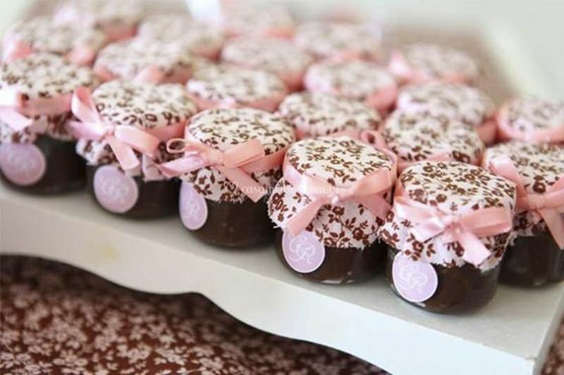 opcoes-de-doces-para-substituir-o-bem-casado-brigadeiro-de-potinho-para-casamento