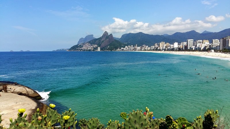 passeio-romantico-no-rio-de-janeiro-pedra-do-arpoador