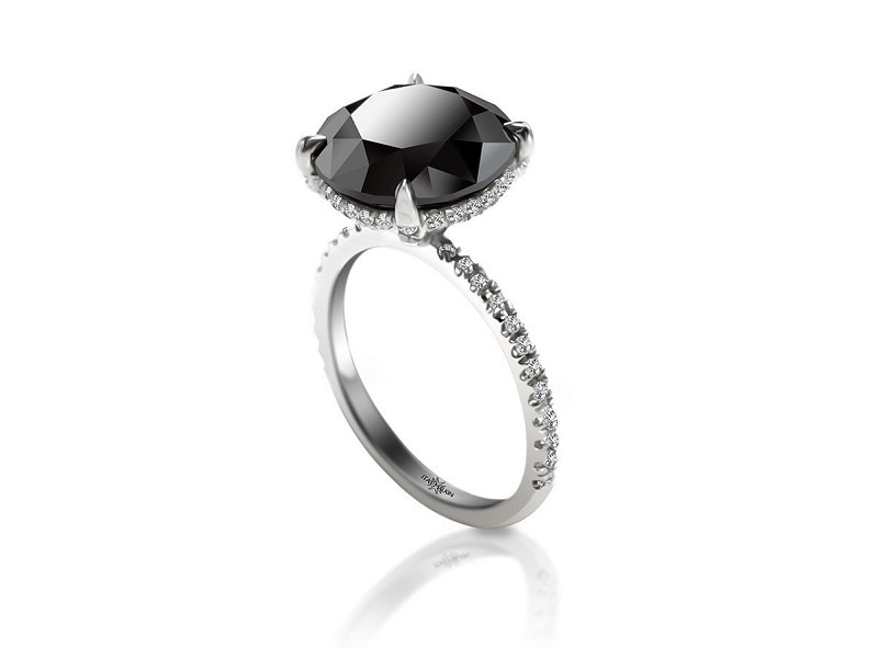 anel-de-noivado-com-diamante-negro-central-robusto