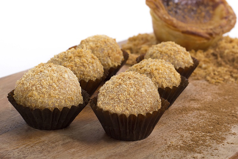 brigadeiros-gourmets-para-mesa-de-doces-casamento-brigadeiro-pastel-de-nata