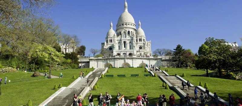 pedido-de-casamento-sacre-cour-casal-religioso