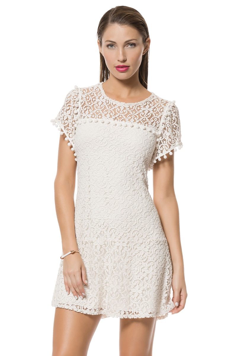 9-vestido-de-casamento-civil-com-detalhes-redandos-tubinho-branco