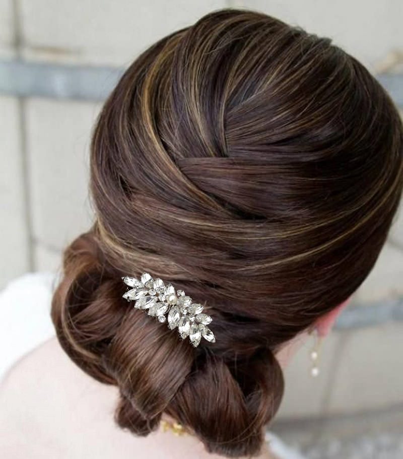 6-penteado-de-casamento-com-fivela-de-strass