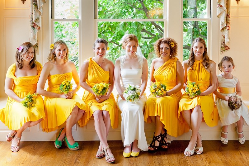 3-madrinhas-de-casamento-vestido-amarelo