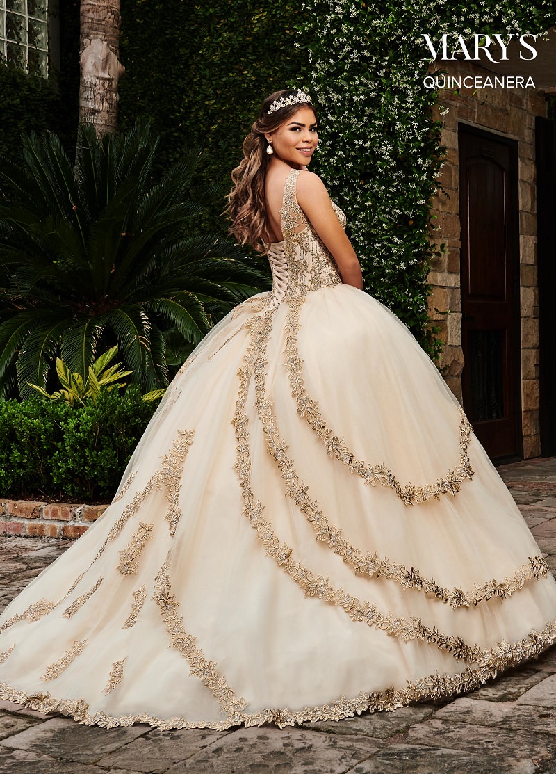 14-vestido-de-noiva-princesa-com-bordados-dourados