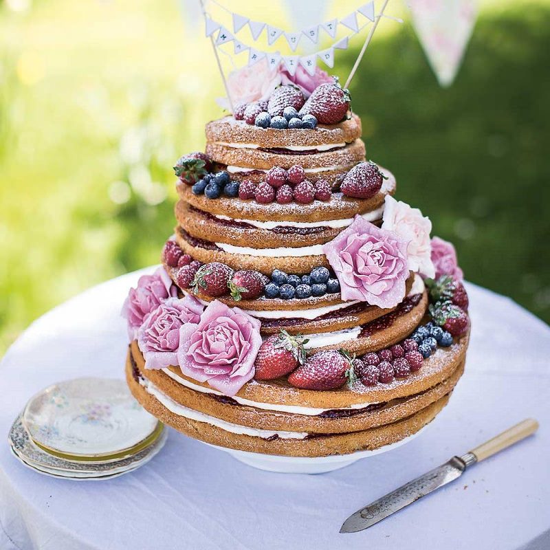 13-bolo-de-casamento-com-flores-e-frutas-vermelhas-naked-cake