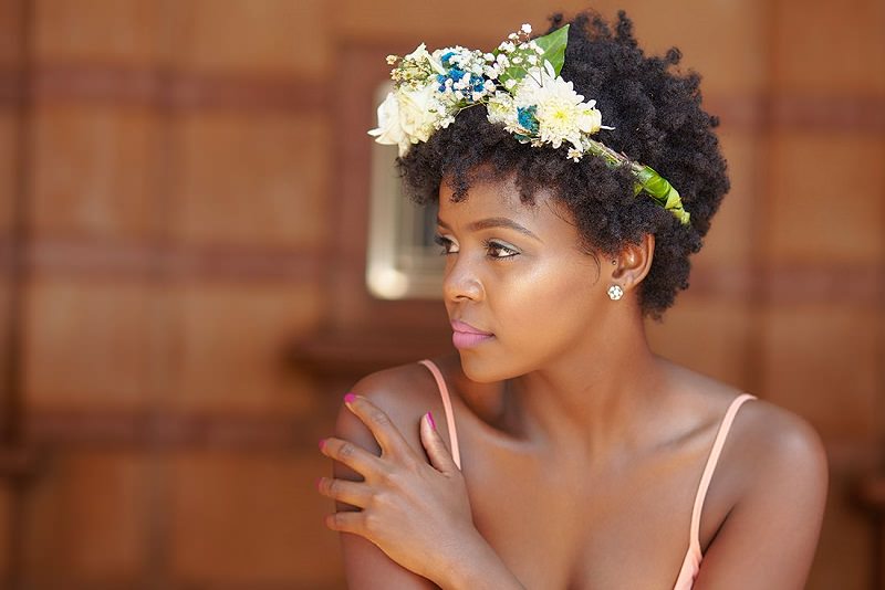 12-tiara-com-flores-para-penteado-de-casamento