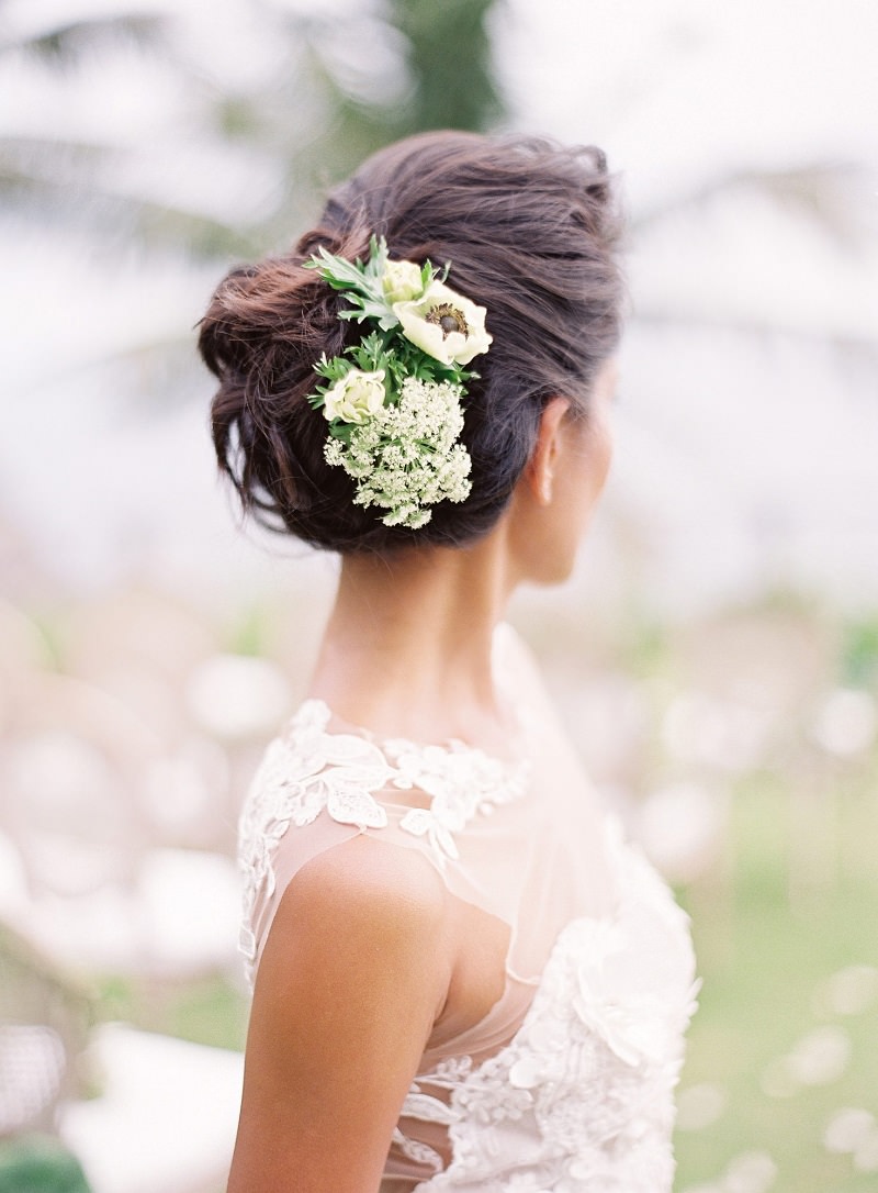 8-penteado-de-noiva-com-flores-naturais-para-casamento-em-sitio