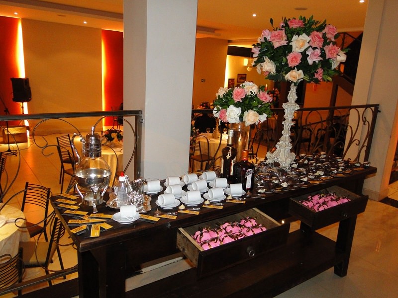 mesa-de-cafe-referencia-decoracao-casamento