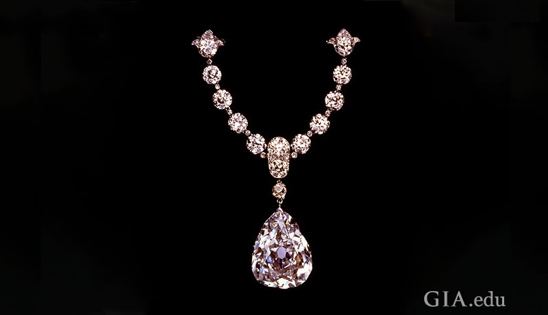 diamantes-coloridos-mais-famosos-da-historia-diamante-rosa-pear-shaped-star-of-south-africa