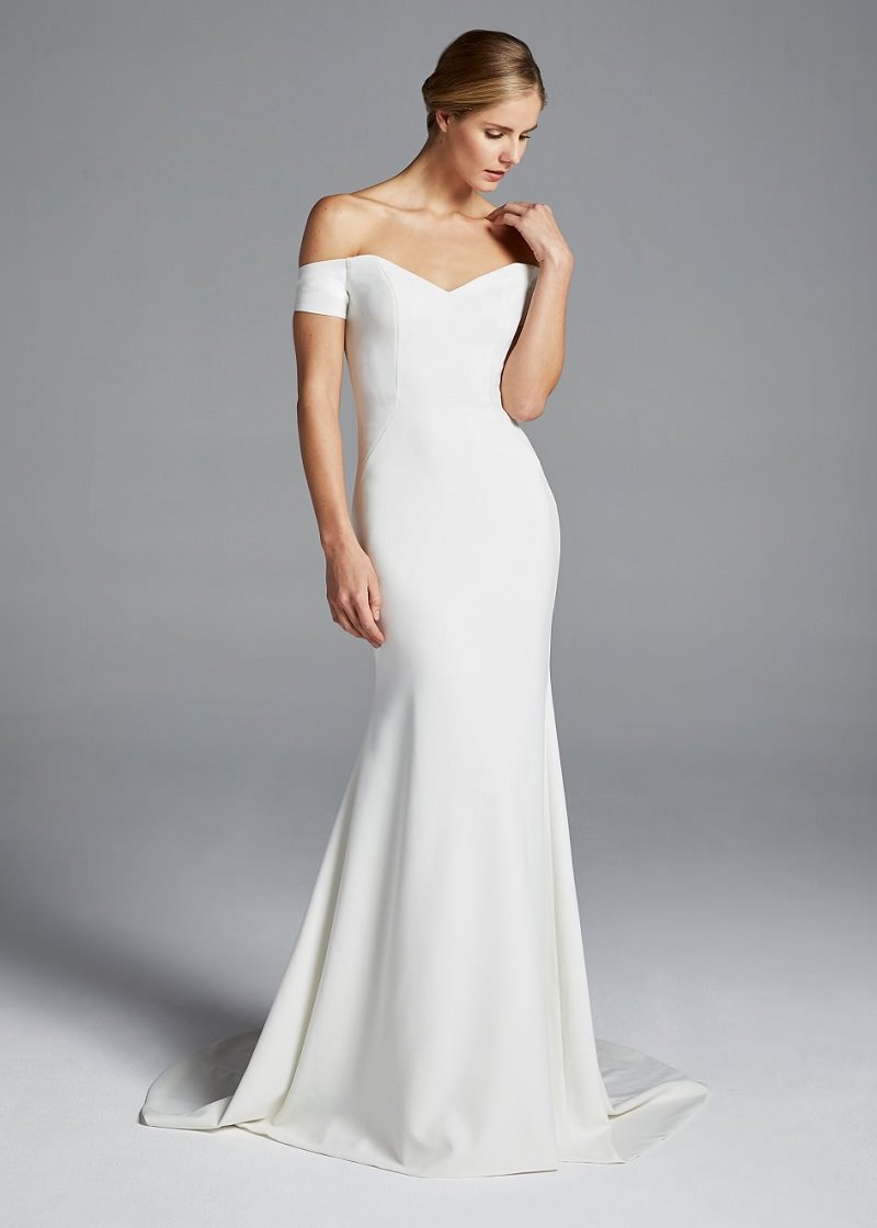 16-vestido-de-noiva-com-detalhe-no-ombro-minimalista