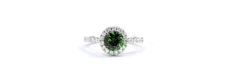 17-anel-de-noivado-verde-com-turmalina-e-diamantes