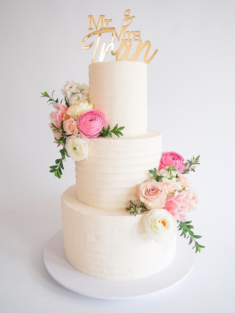 19-bolo-de-casamento-com-detalhes-de-rosas