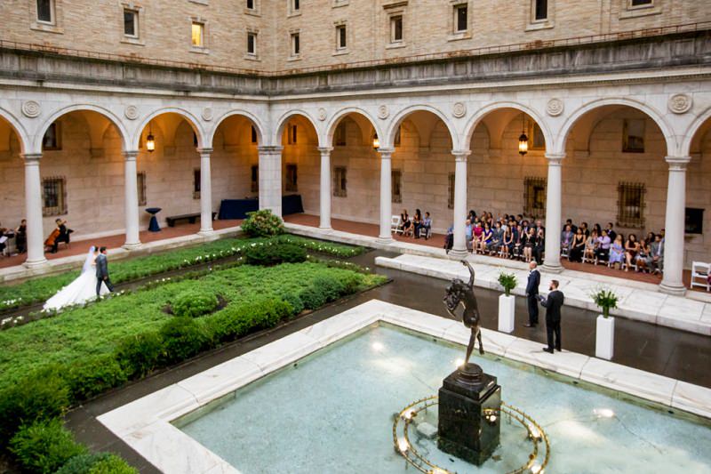 1-Boston-Public-Library-Boston-Biblioteca-publica-de-boston-pedido-de-casamento