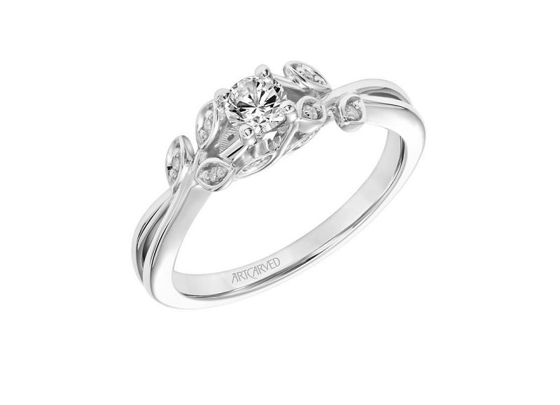 10-anel-de-noivado-com-arabescos-diamante-e-ouro-branco