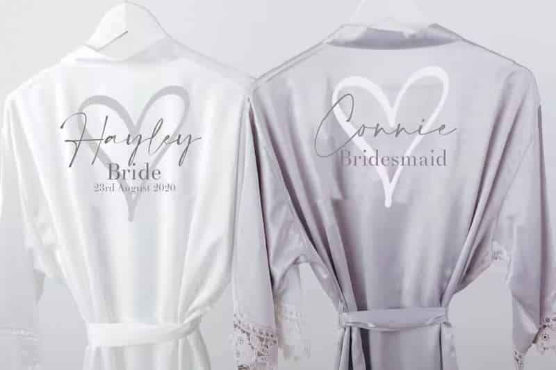 11-roupao-de-casamento-com-coracoes-personalizaveis