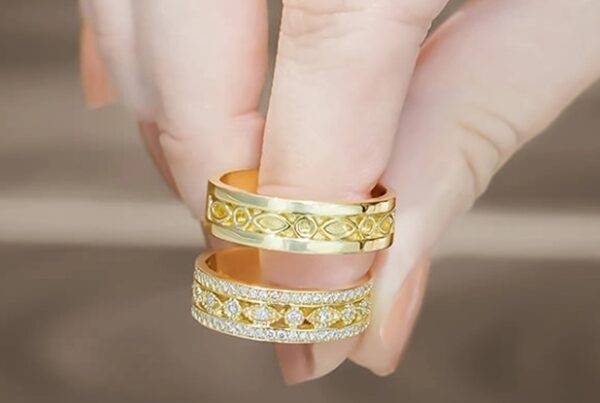 alianca-com-diamante-e-alianca-sem-diamantes-bodas-de-casamento
