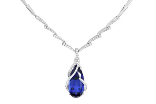capa-noiva-colar-safira-azul