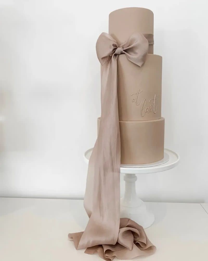 5-bolo-de-casamento-contemporaneo-mocha-mousse