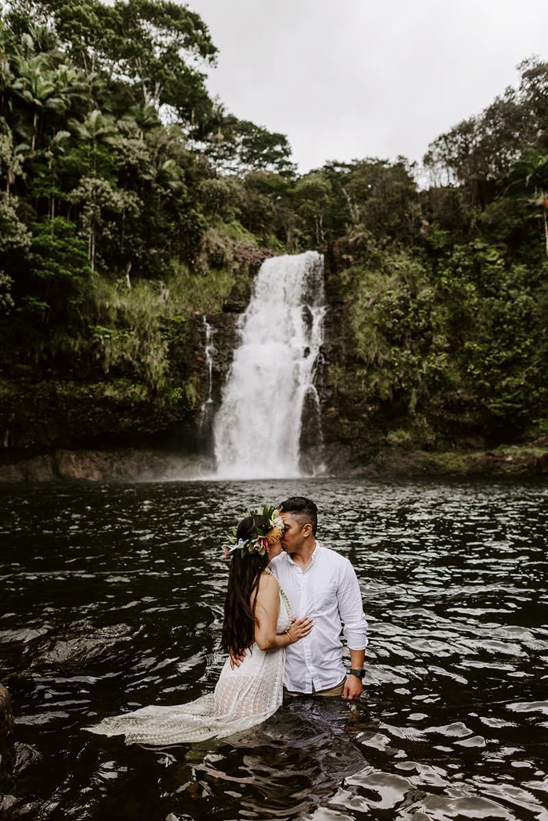 11-em-contato-com-a-natureza-casamento-na-cachoeira