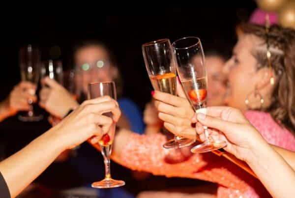 capa-brinde-a-noiva-castigos-despedida-de-solteira-cha-de-lingerie - Copia